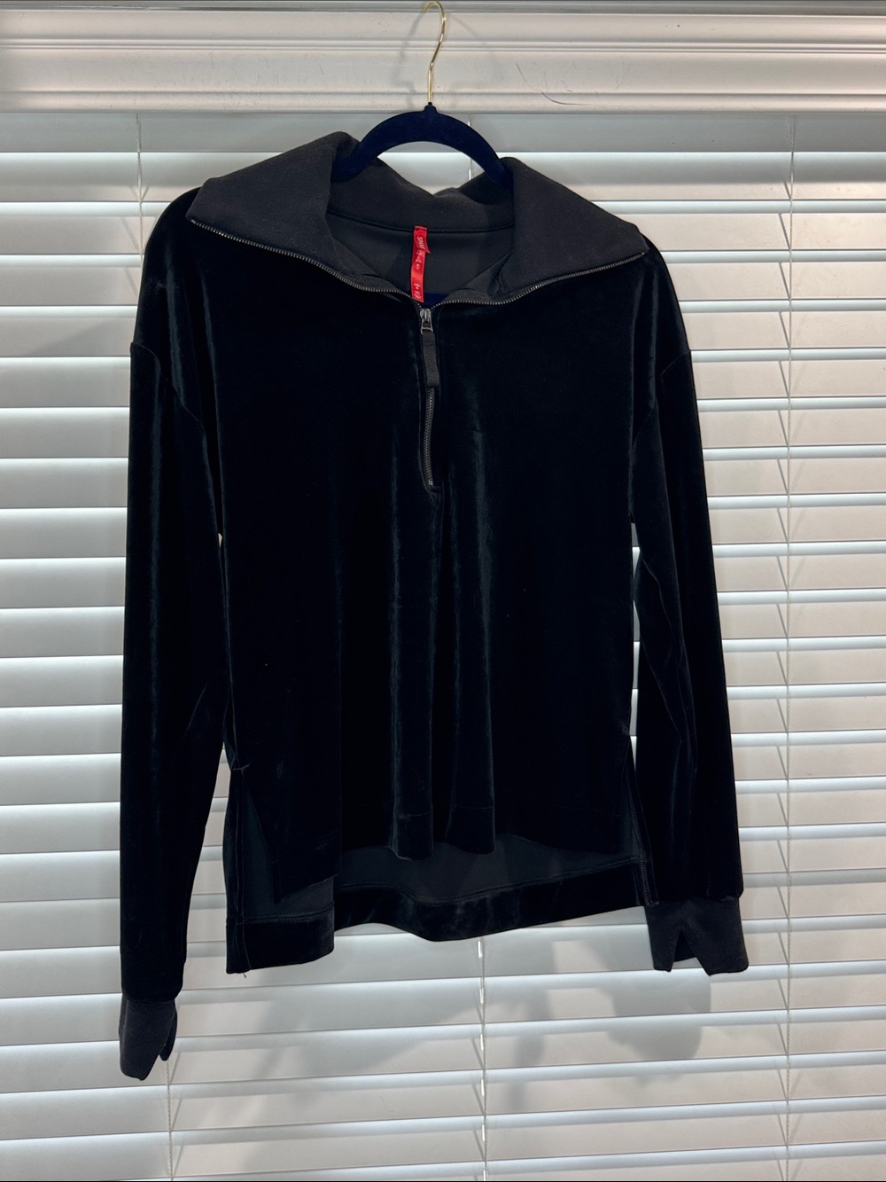 SPANX Black Velvet Zip-Up Pullover Jacket